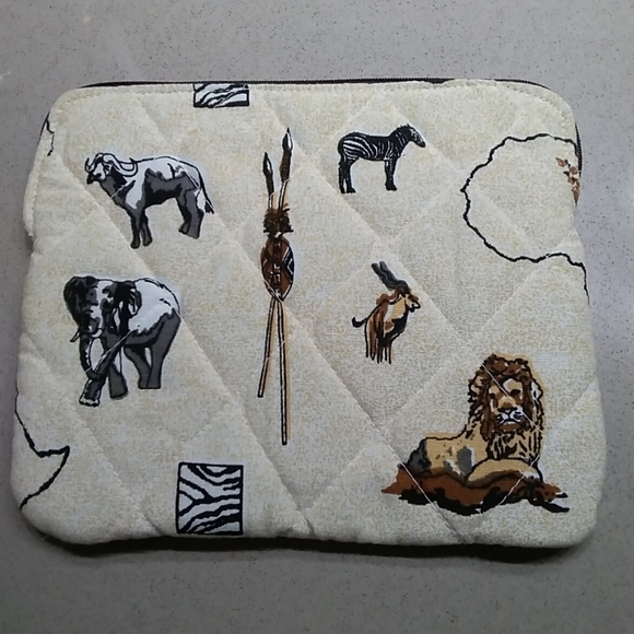 BOH Kenya- Tablet Cover- NWOT - Picture 4 of 6